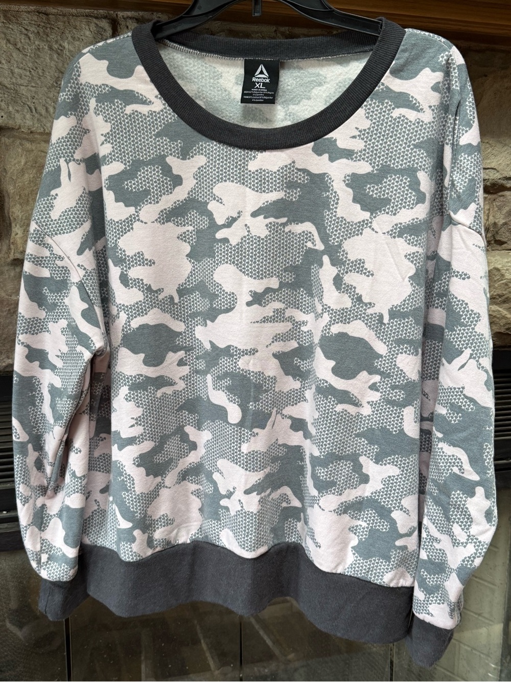 Reebok Light Gray & Pink Camo Pullover